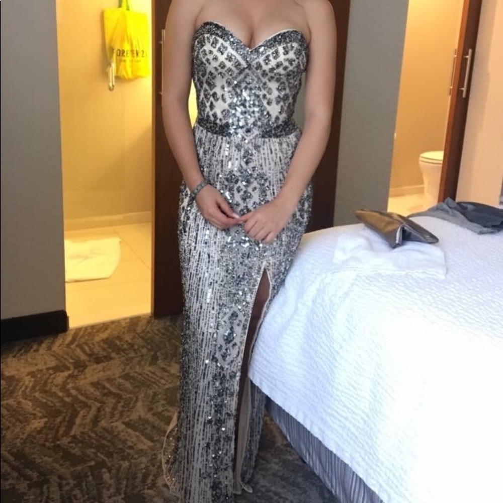 Prom dress